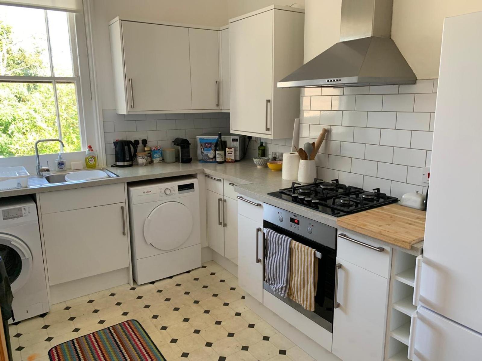 Tree Tops Apartment In Tunbridge Wells Экстерьер фото